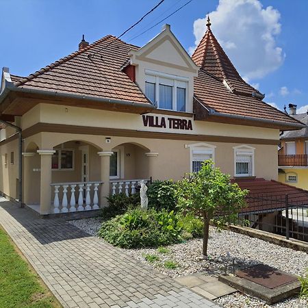 Villa Terra Heviz Exterior photo